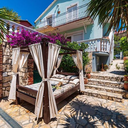 Beautiful Holiday Home With Private Pool, Nice Garden With Relax Area, Taverne Maslenica Exterior photo